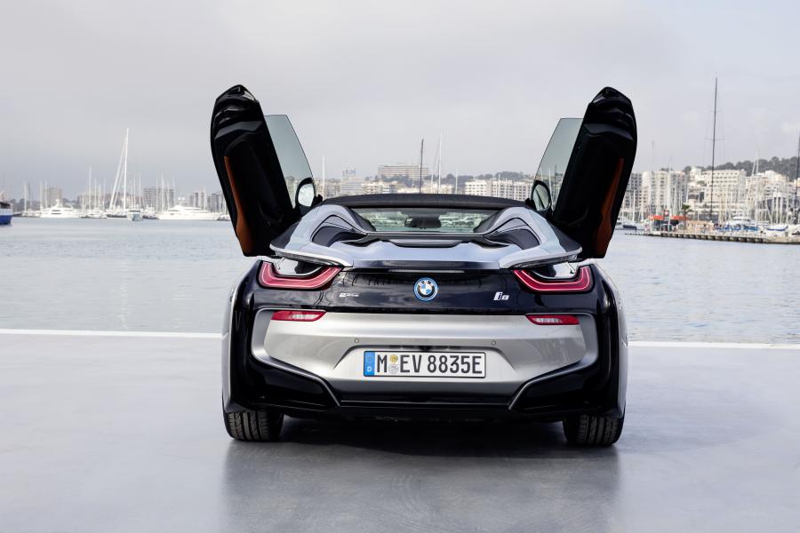  BMW i8 Roadster (I15) 2018 года  (WW) (фото 148 из 198)